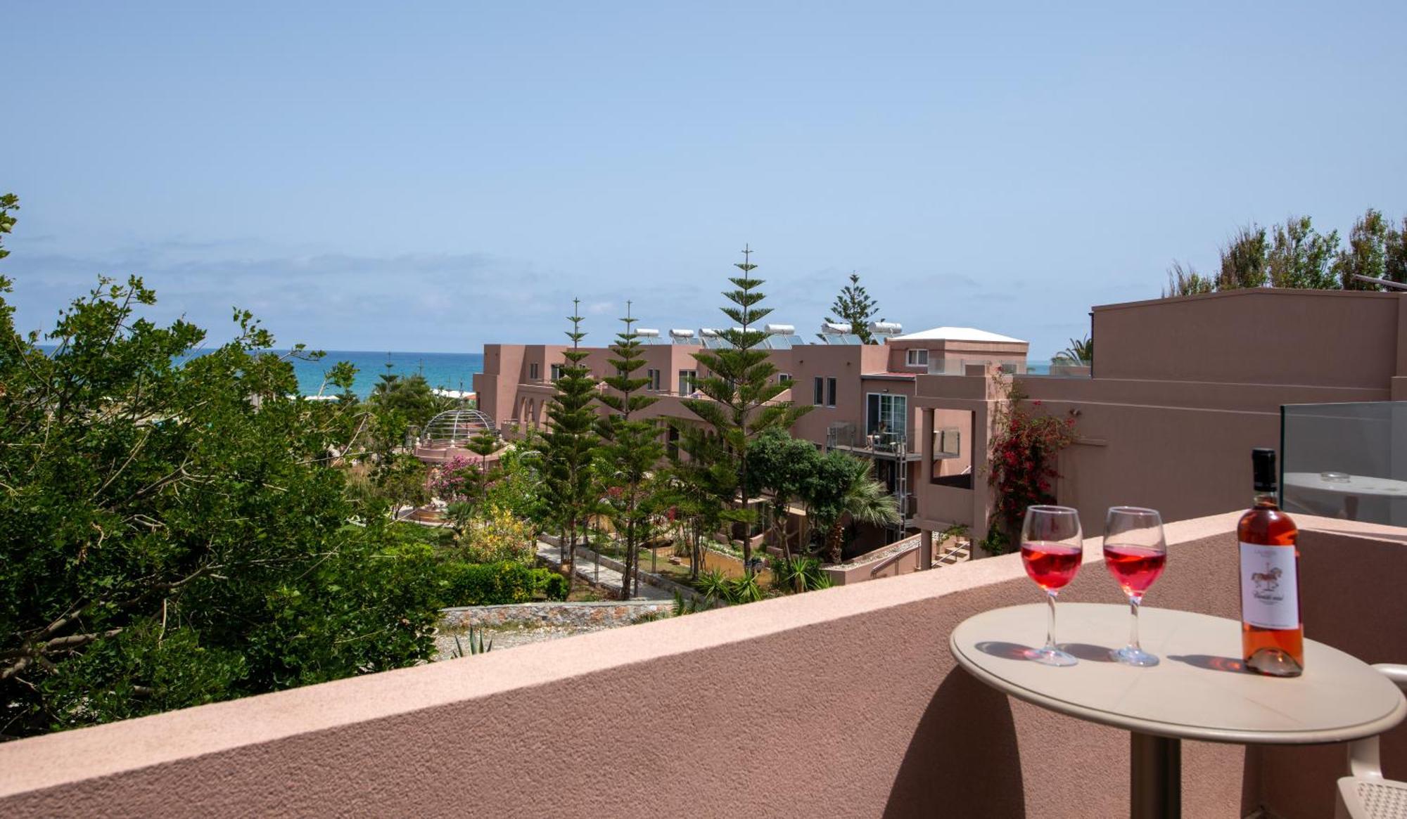 Orpheas Resort Hotel (Adults Only) Paralia Kourna エクステリア 写真