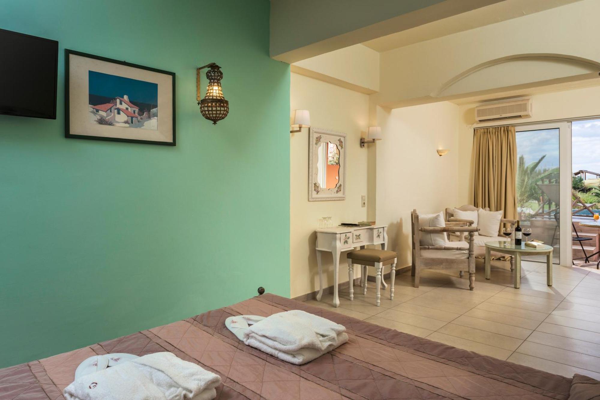 Orpheas Resort Hotel (Adults Only) Paralia Kourna エクステリア 写真