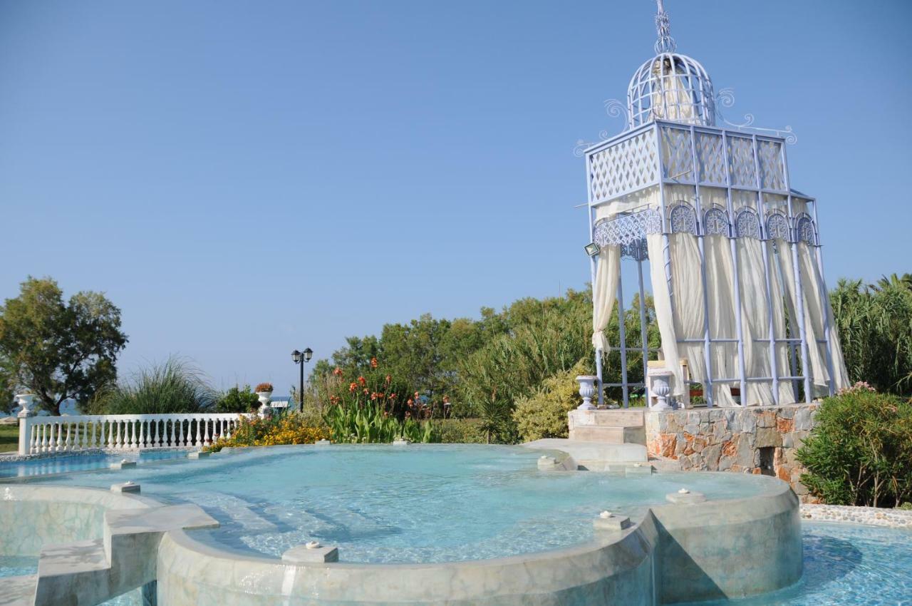 Orpheas Resort Hotel (Adults Only) Paralia Kourna エクステリア 写真